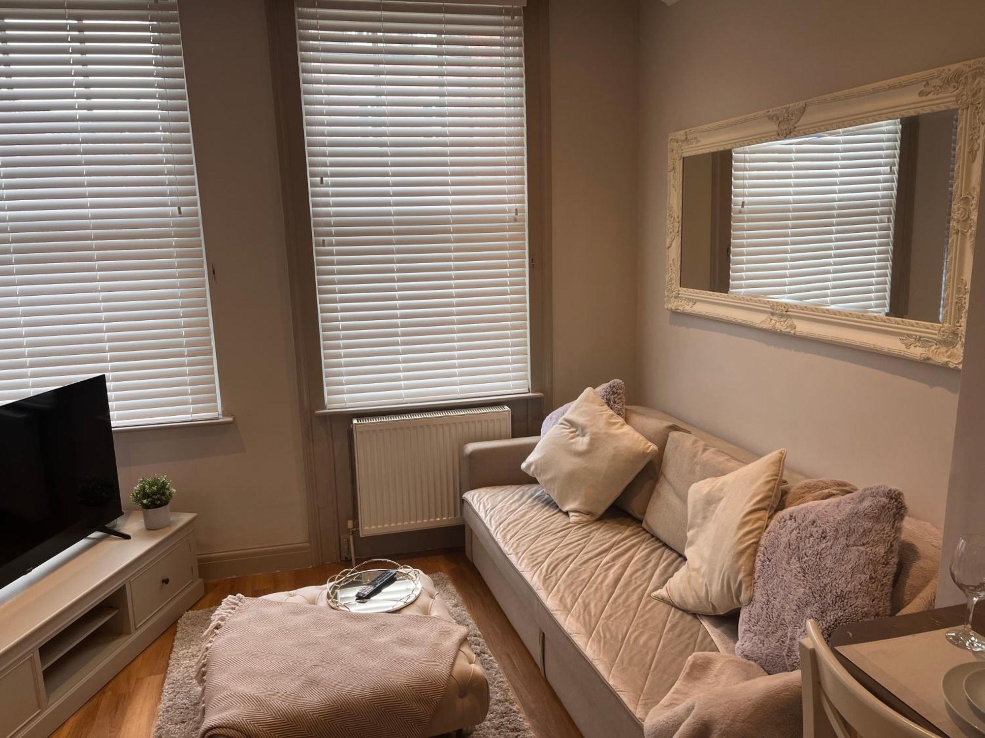 Central Private 1 Bed Flat レディング エクステリア 写真